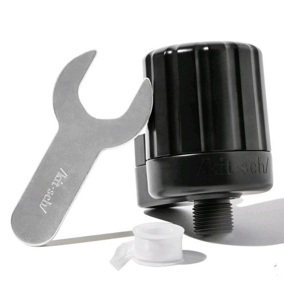 Kitsch NWT Mass Purifying Shower Filter in Black - Picture 3 of 6